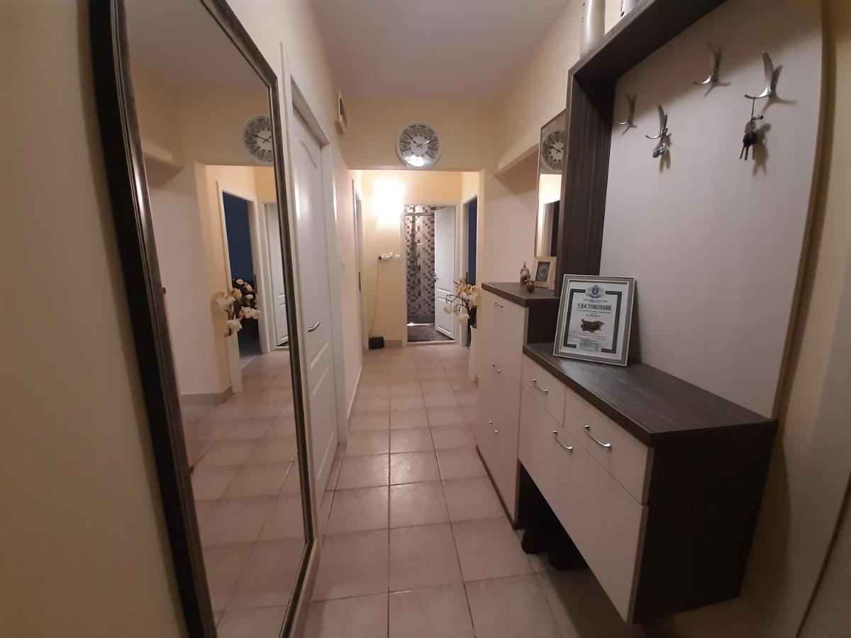 Luny Apartment Русе Екстер'єр фото
