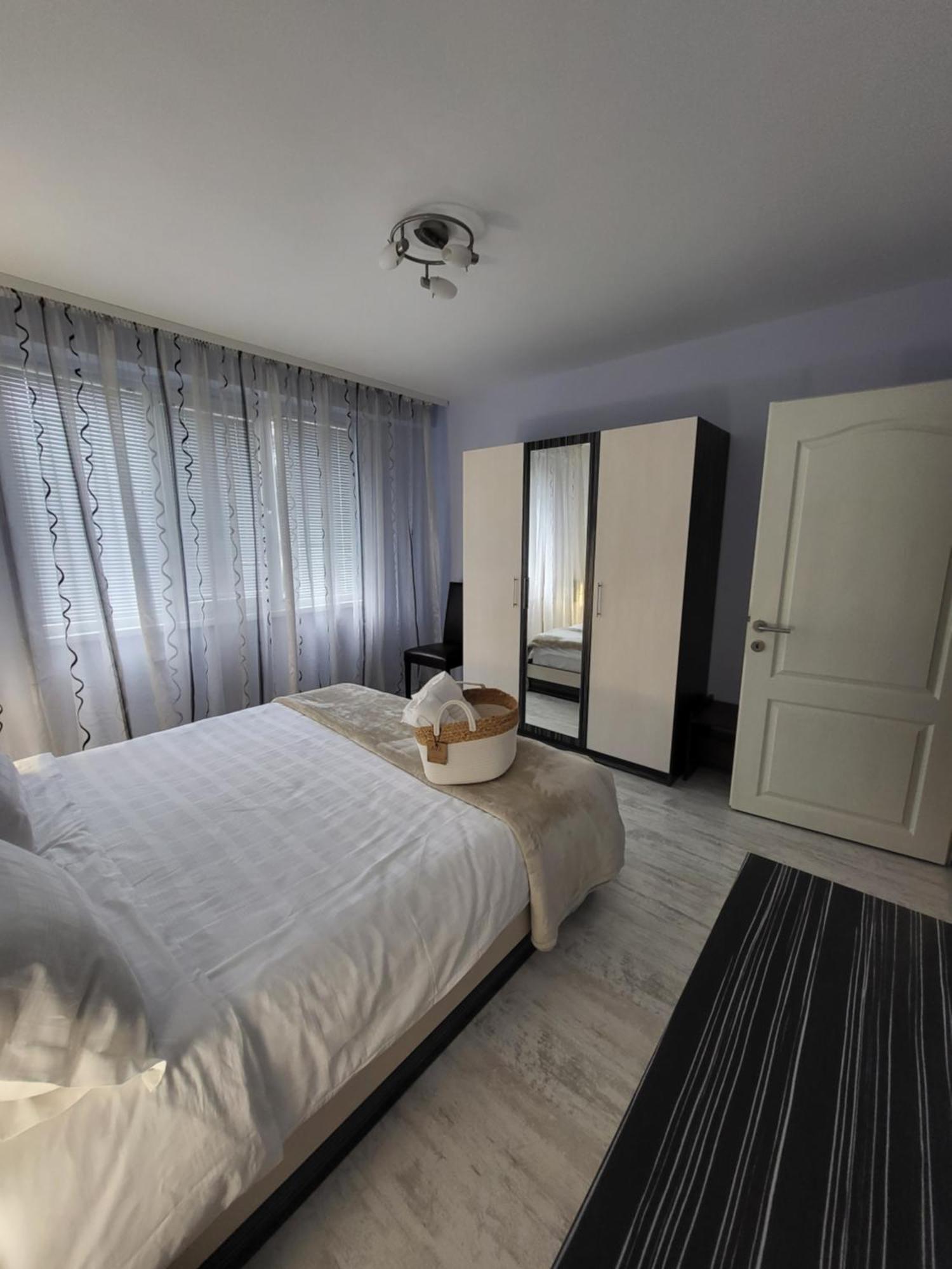 Luny Apartment Русе Екстер'єр фото