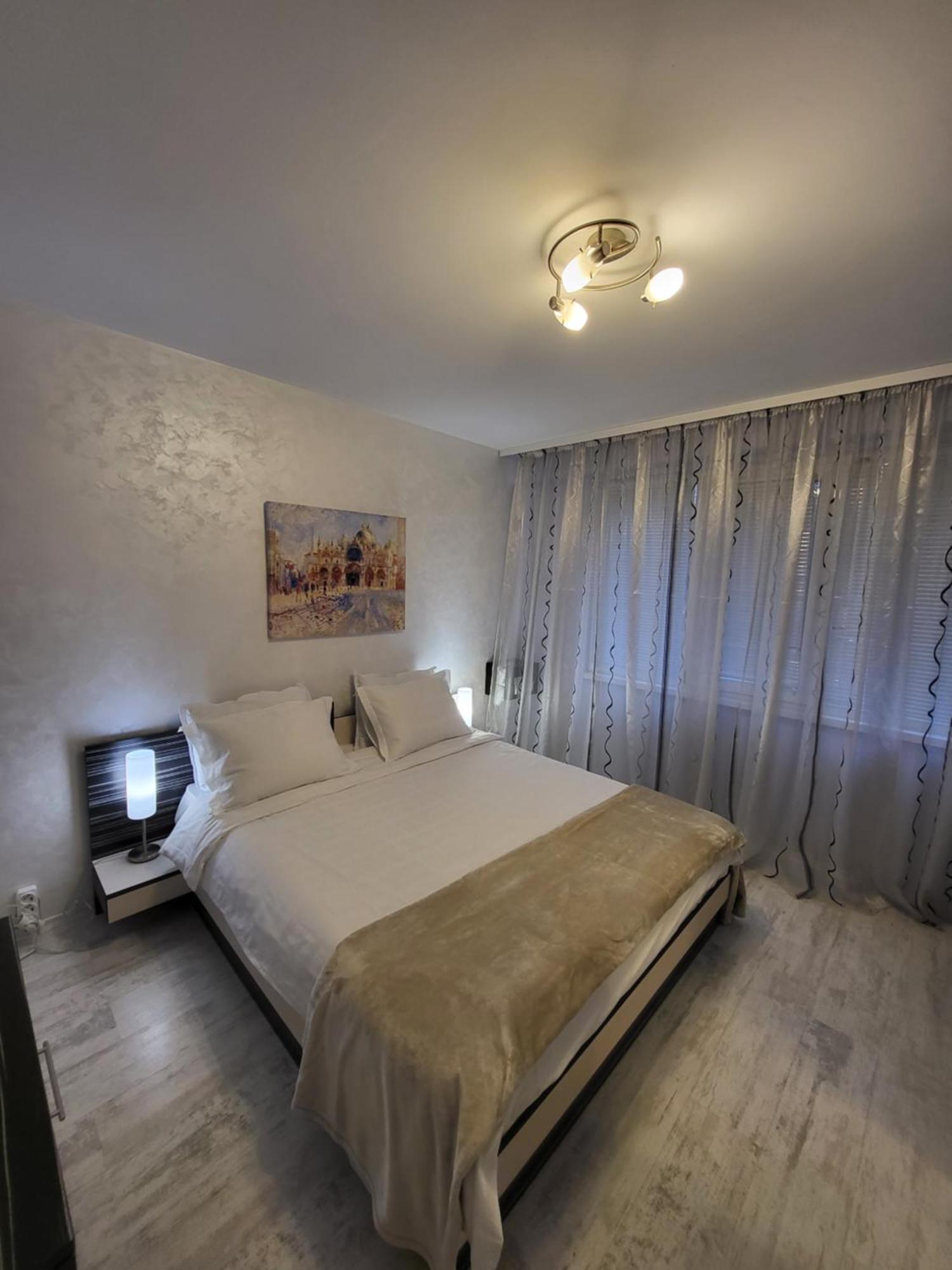 Luny Apartment Русе Екстер'єр фото